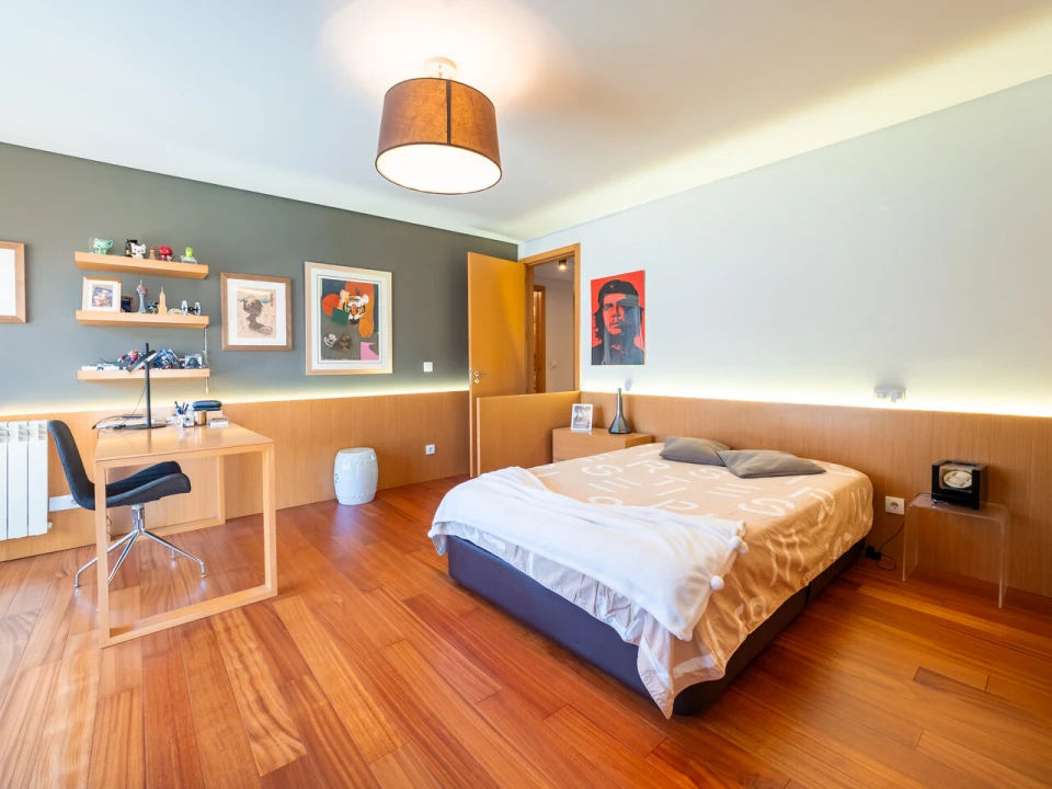 Apartamento T5 para Venda em Paranhos Foto 24