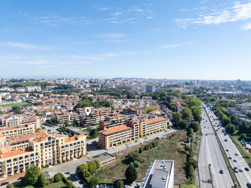 Apartamento T5 para Venda em Paranhos Foto 33