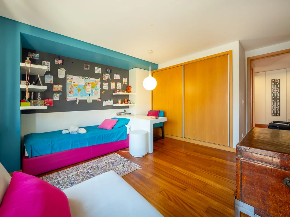 Apartamento T5 para Venda em Paranhos Foto 26