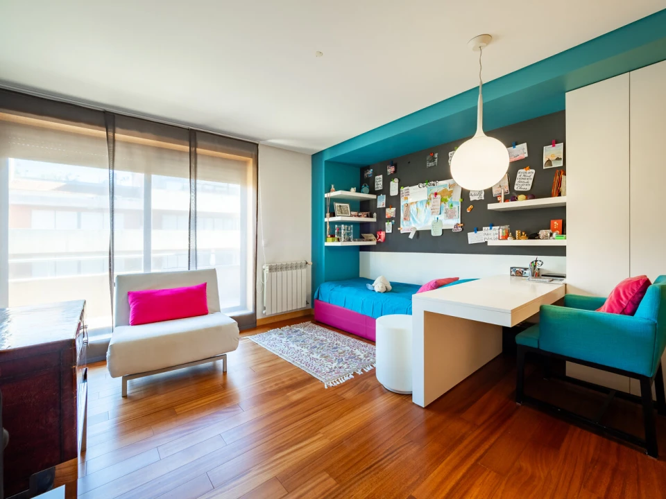 Apartamento T5 para Venda em Paranhos Foto 9
