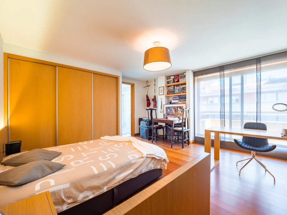 Apartamento T5 para Venda em Paranhos Foto 8