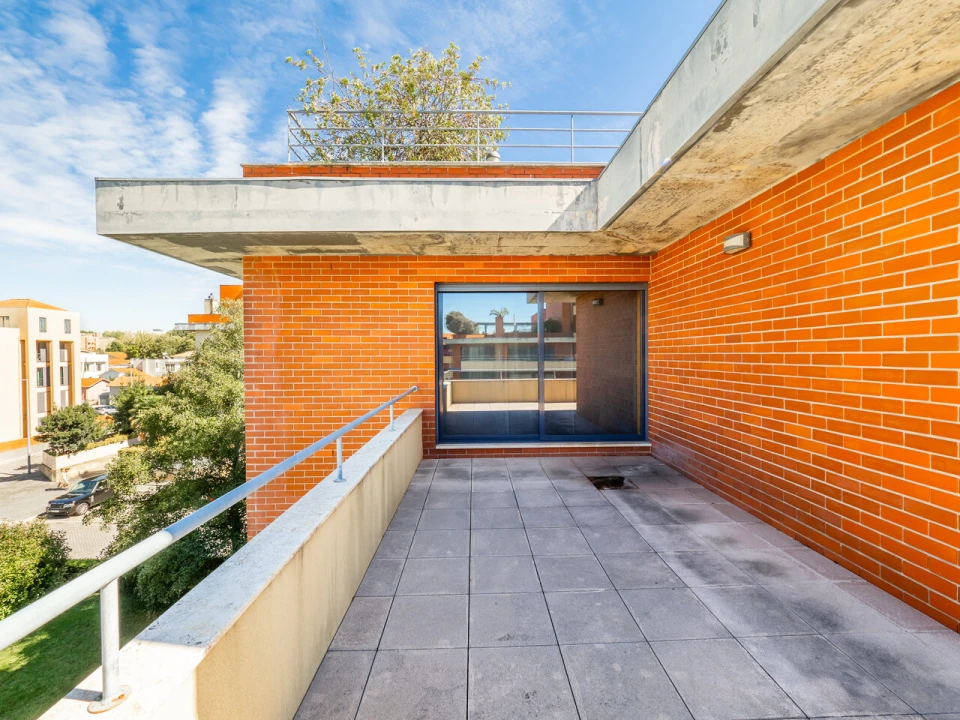 Apartamento T5 para Venda em Paranhos Foto 10