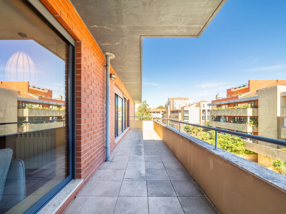 Apartamento T5 para Venda em Paranhos Foto 35