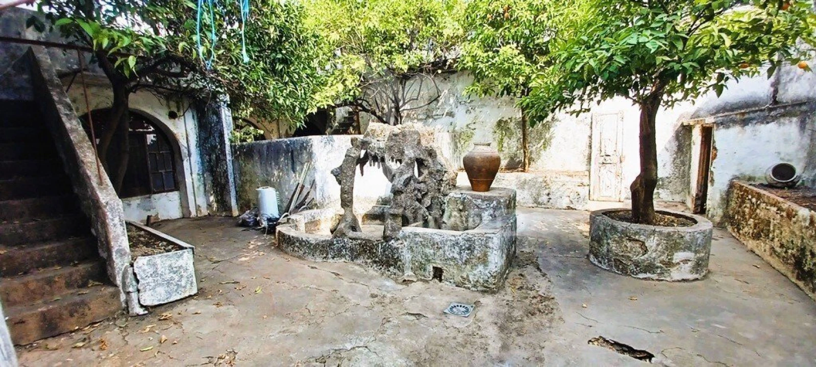 Moradia T8 para Venda em Sé e São Lourenço Foto 20