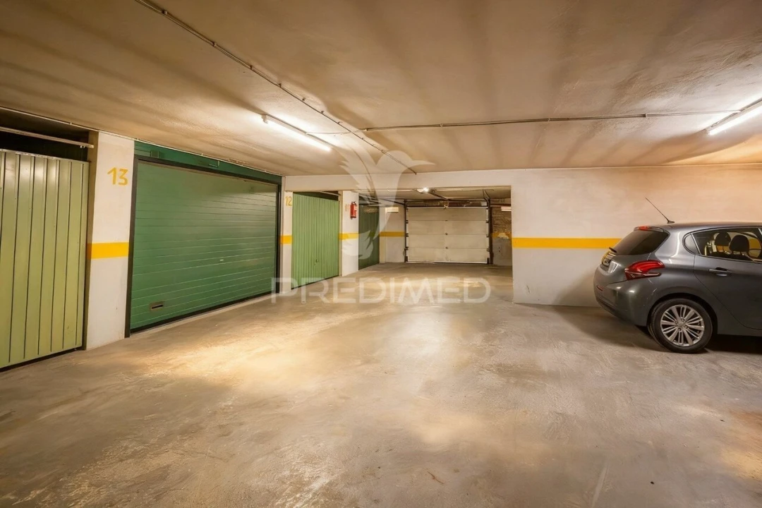 Apartamento T3 para Venda em Braga (Maximinos, Sé e Cividade) Foto 34