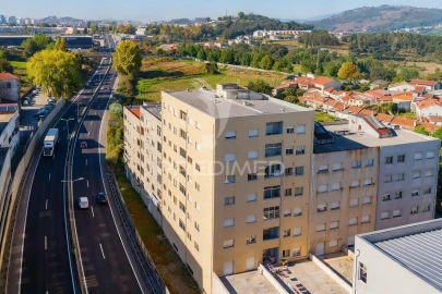 Apartamento T3 para Venda em Braga (Maximinos, Sé e Cividade)