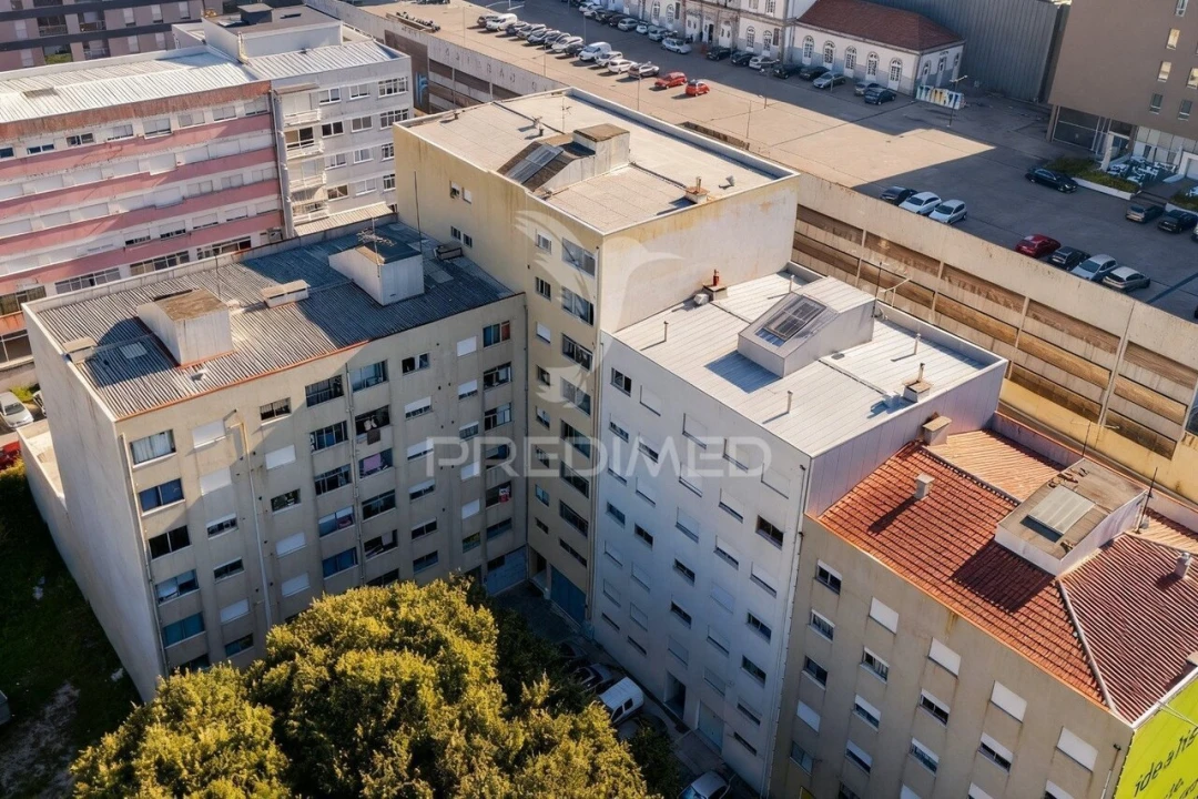 Apartamento T3 para Venda em Braga (Maximinos, Sé e Cividade) Foto 37