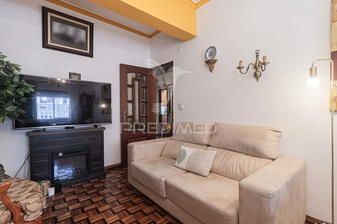 Apartamento T2 para Venda em Amora Foto 22