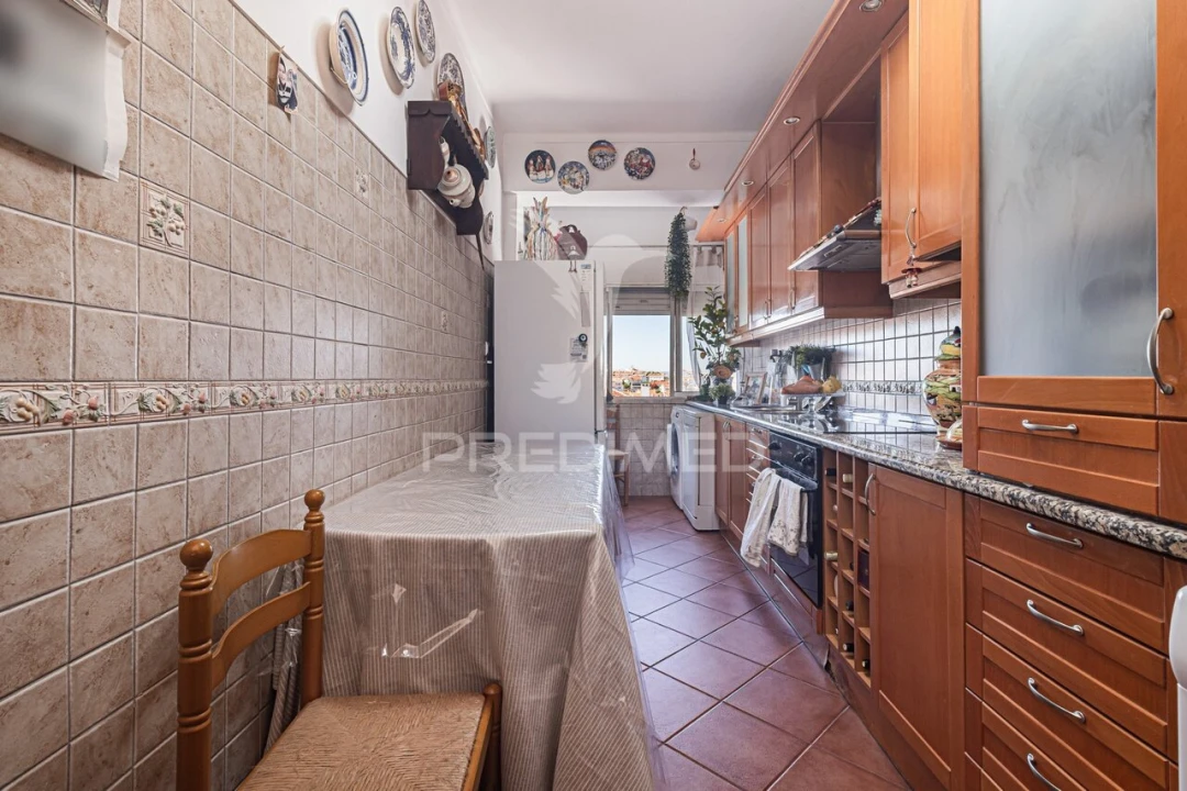 Apartamento T2 para Venda em Amora Foto 5