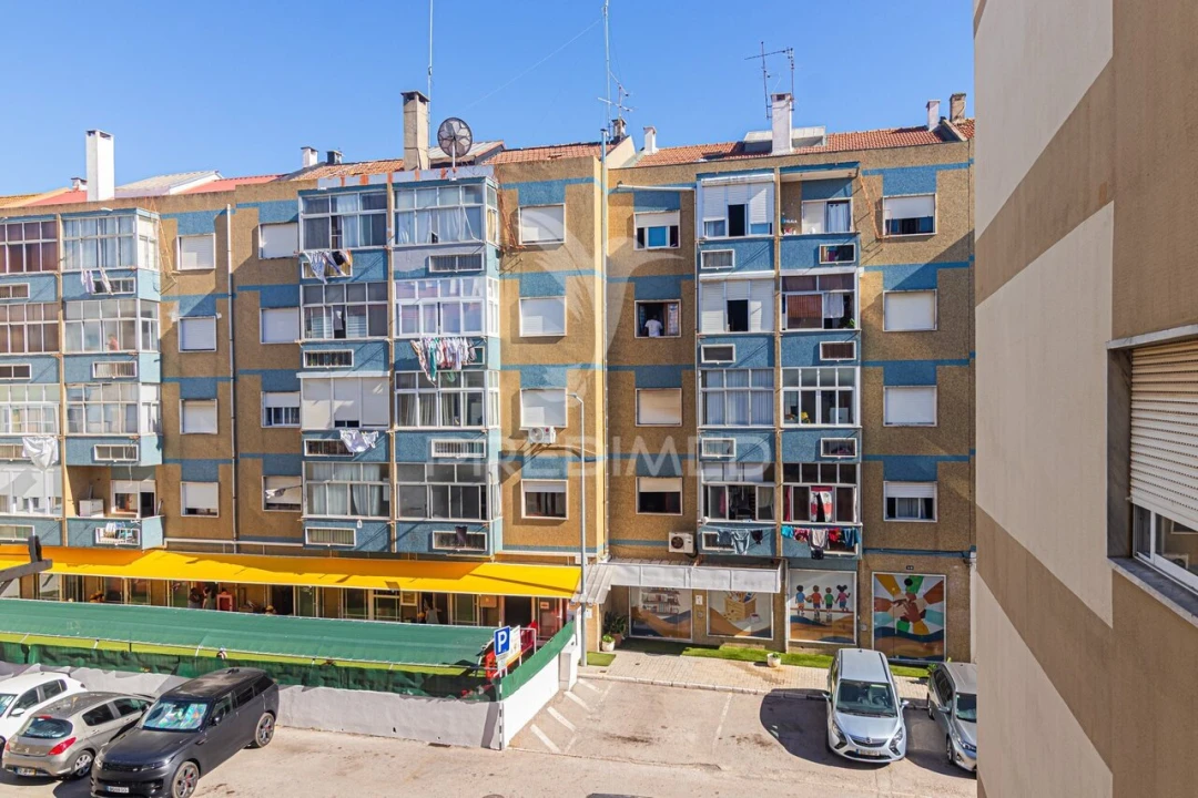 Apartamento T2 para Venda em Amora Foto 27
