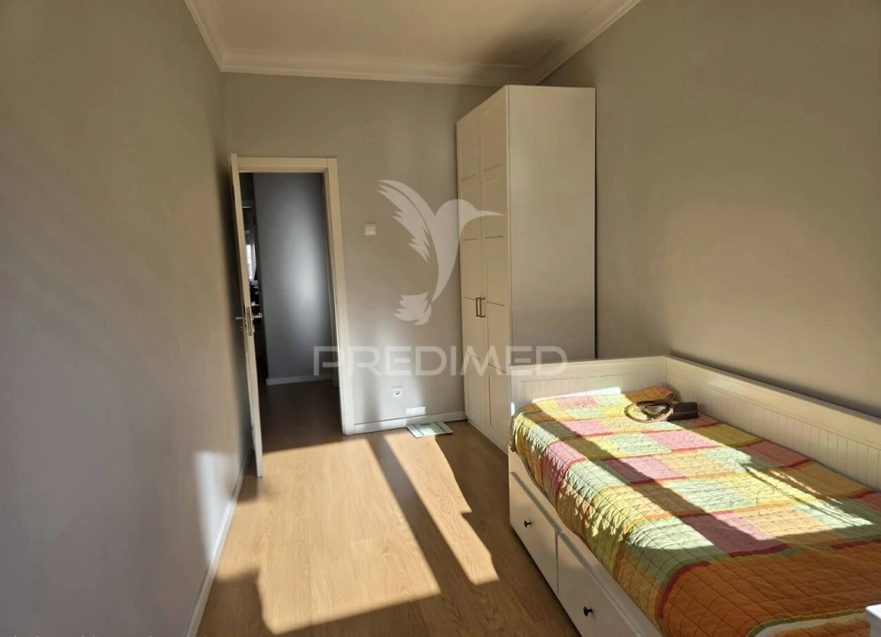 Apartamento T2 para Venda em Queluz e Belas Foto 7