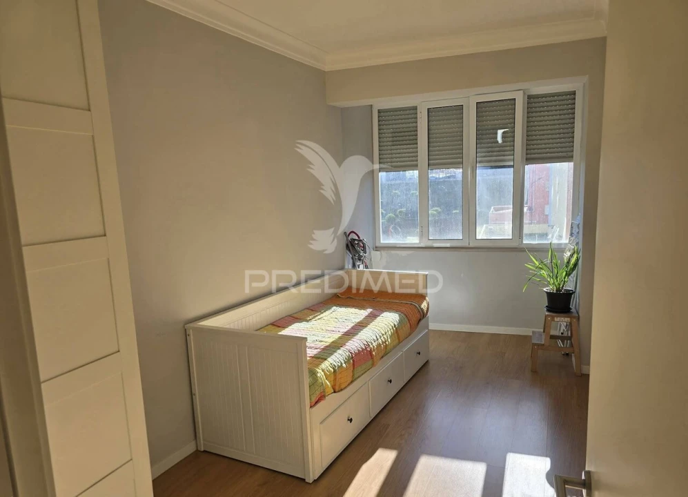 Apartamento T2 para Venda em Queluz e Belas Foto 8