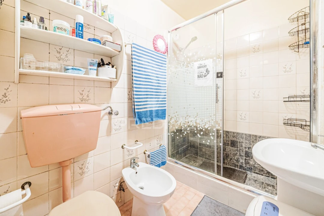 Apartamento T2 para Venda em Queluz e Belas Foto 25