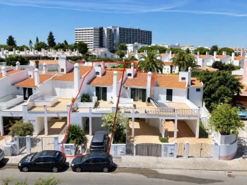 Moradia T2 para Venda em Albufeira e Olhos de Água