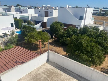 Moradia T4 para Venda em Luz de Tavira e Santo Estêvão