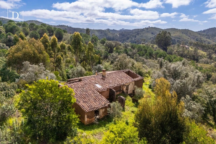 Moradia T0 para Venda em São Marcos da Serra Foto 12