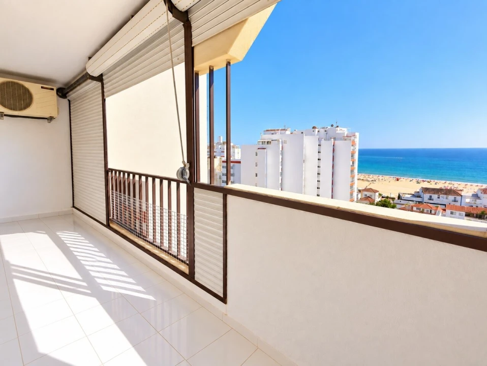 Apartamento T1 para Venda em Portimão Foto 5