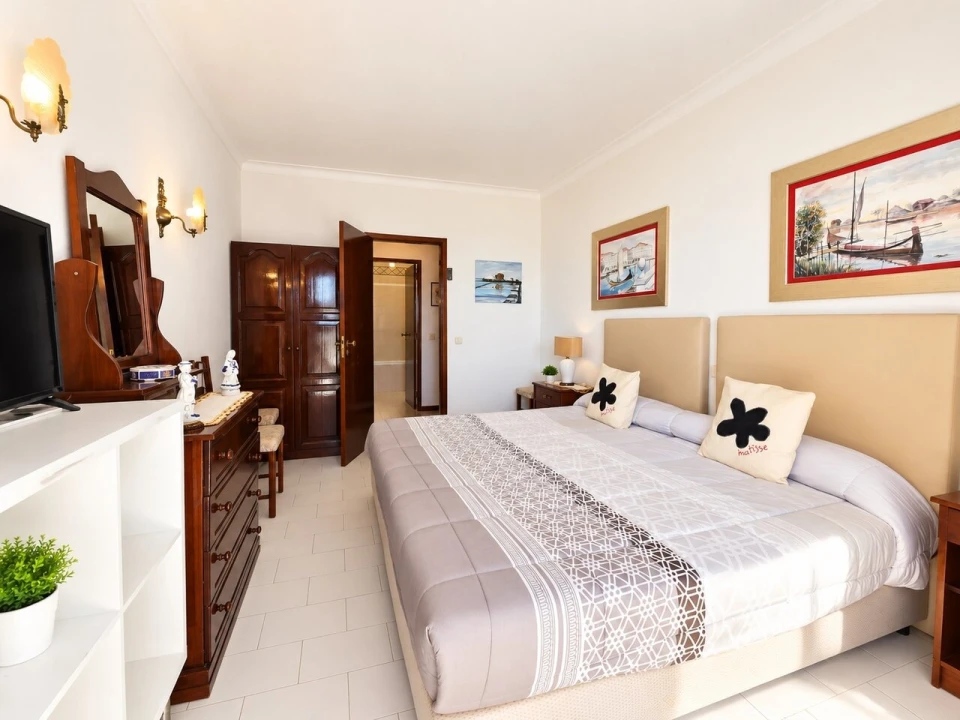 Apartamento T1 para Venda em Portimão Foto 13