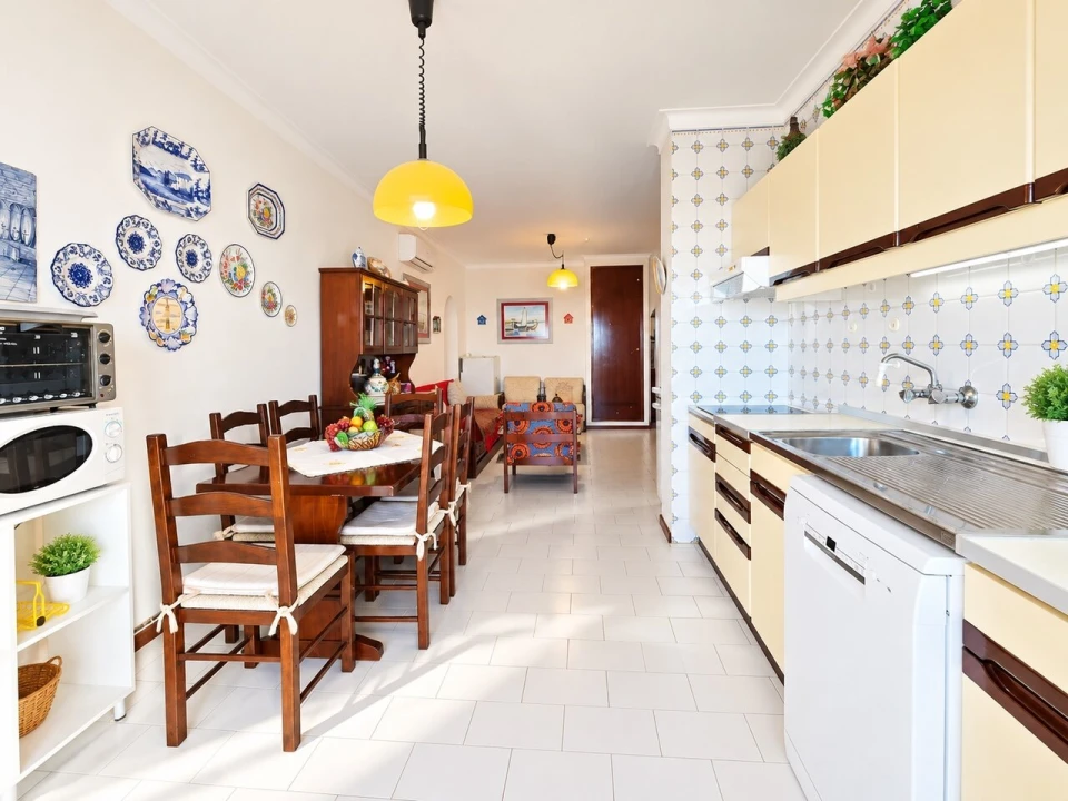 Apartamento T1 para Venda em Portimão Foto 7