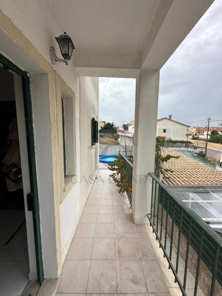 Moradia T3 para Venda em Quinta do Conde Foto 3