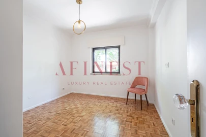 Apartamento T2 para Arrendamento em Cascais e Estoril