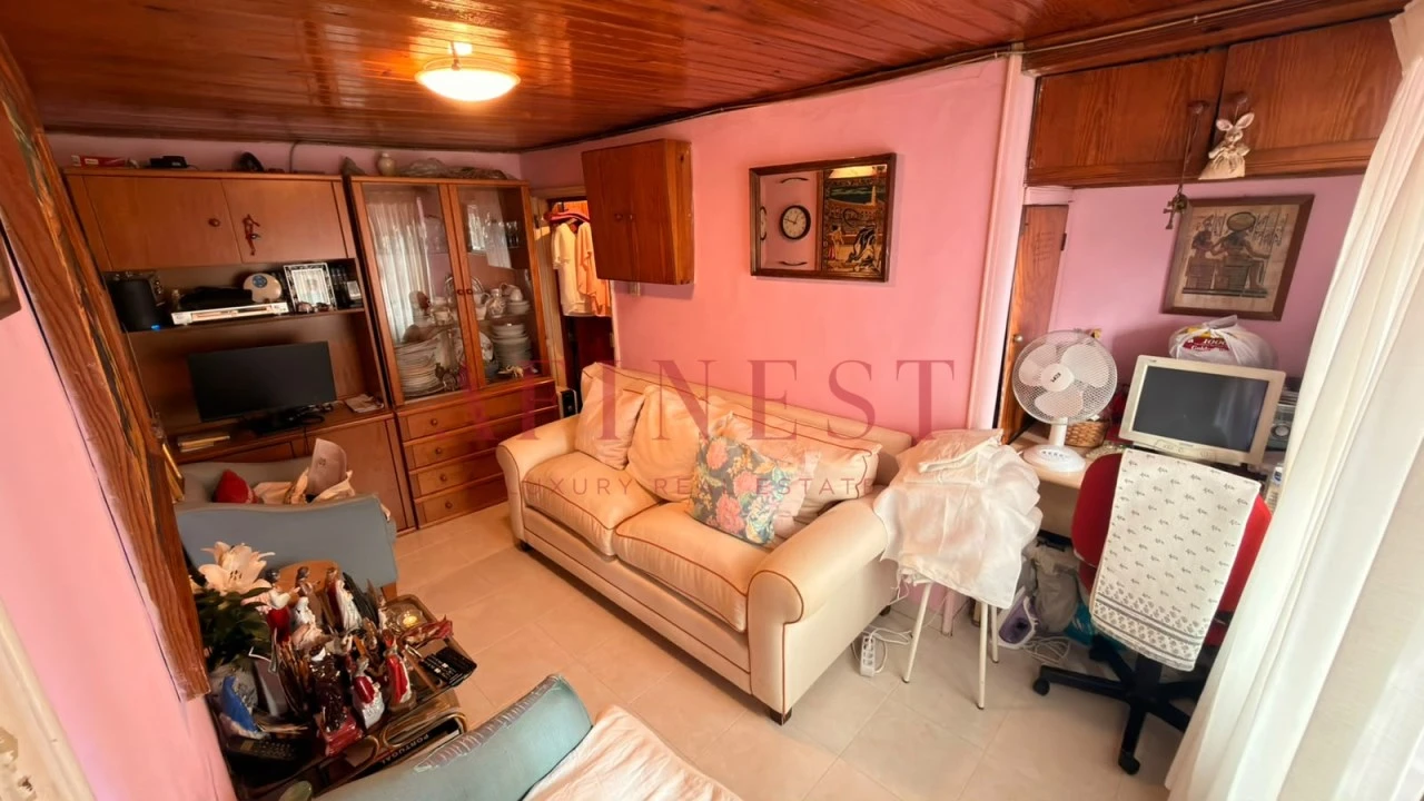 Apartamento T1 para Venda em Santa Maria Maior Foto 3