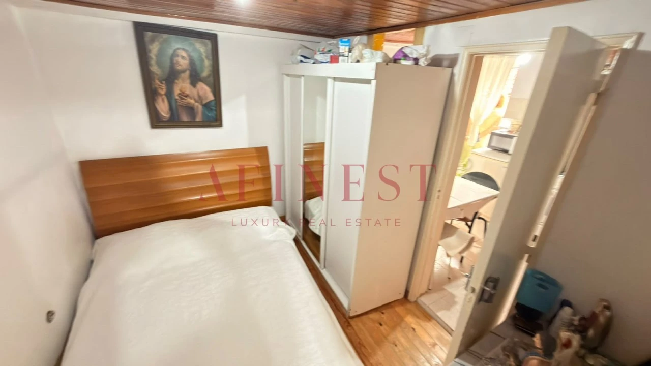 Apartamento T1 para Venda em Santa Maria Maior Foto 5