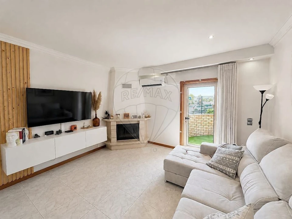 Apartamento T3 para Venda em Alfena Foto 1