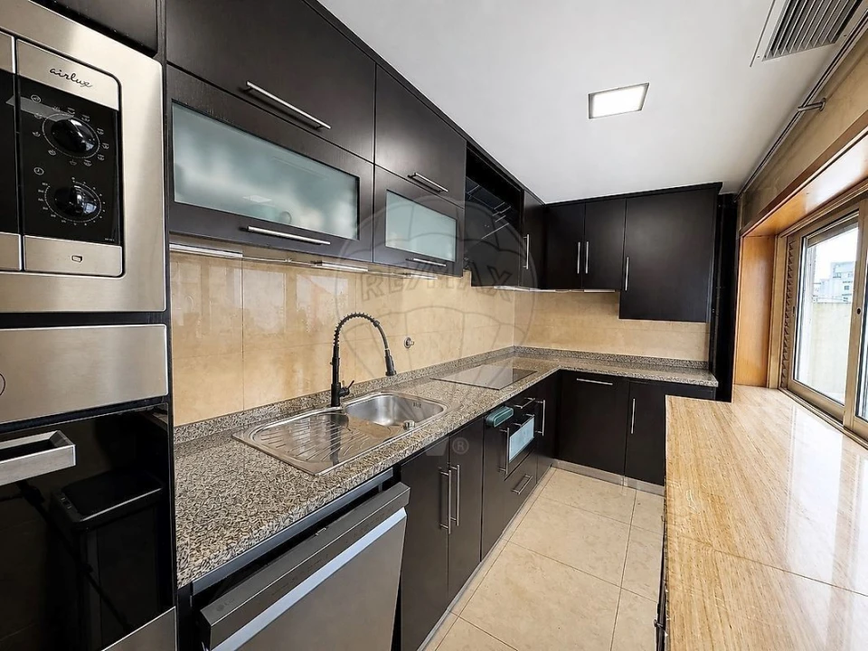 Apartamento T3 para Venda em Alfena Foto 4