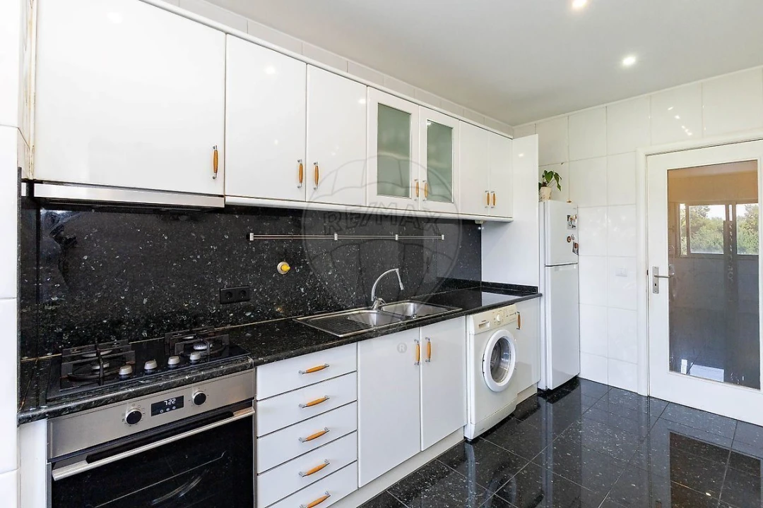 Apartamento T3 para Venda em Moreira Foto 6