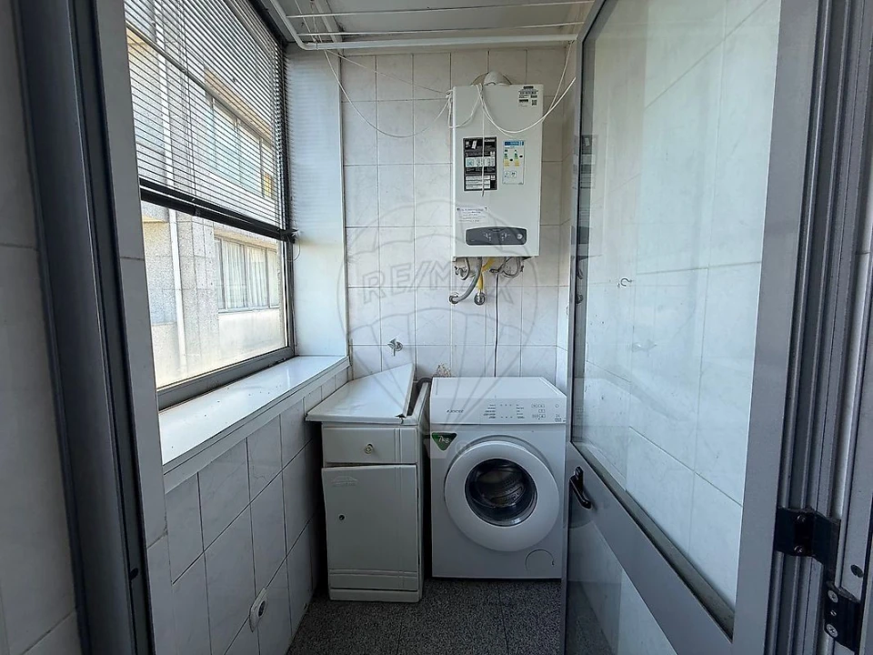 Apartamento T2 para Venda em Moreira Foto 9