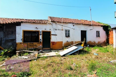 Moradia T2 para Venda em Marrazes e Barosa