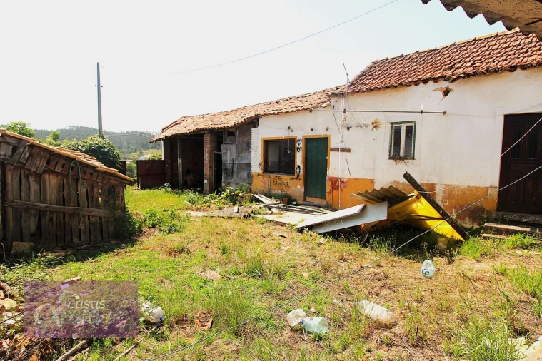 Moradia T2 para Venda em Marrazes e Barosa Foto 3