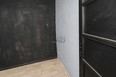 Loja para Arrendamento em Mafamude e Vilar do Paraíso