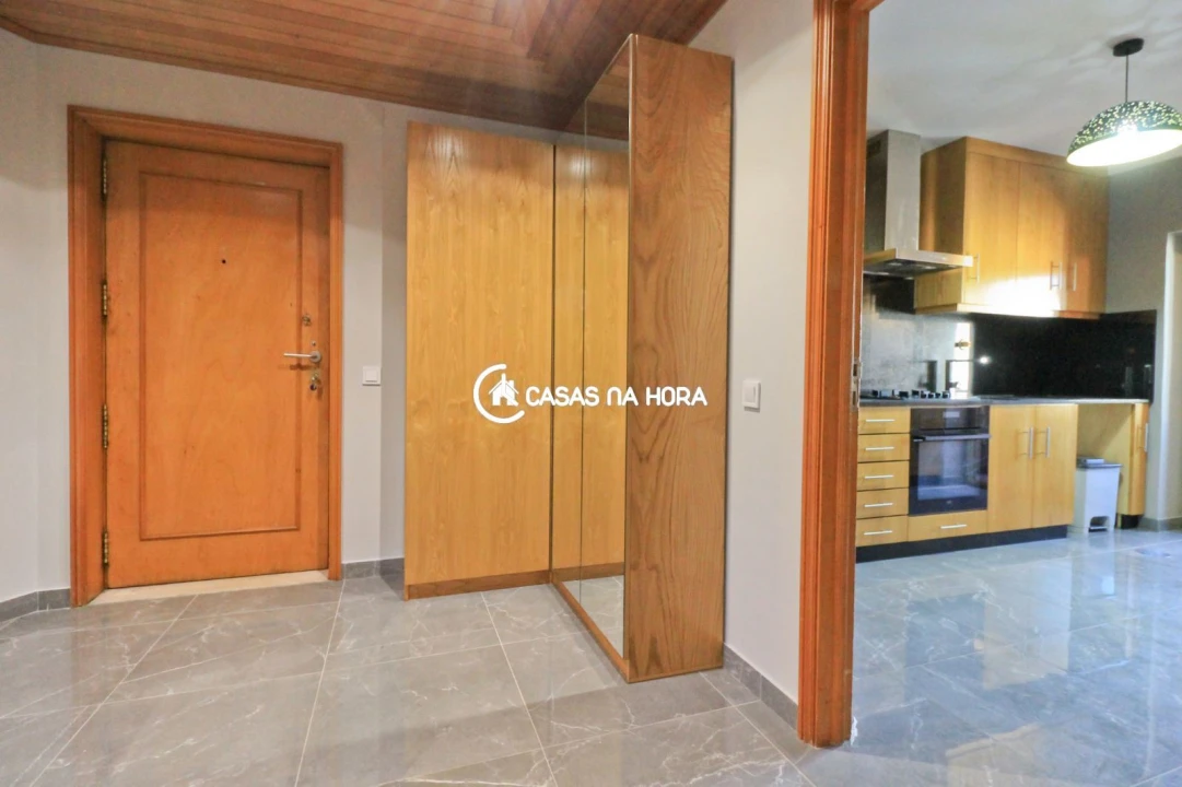 Apartamento T2 para Arrendamento em Santa Marinha e São Pedro da Afurada Foto 11