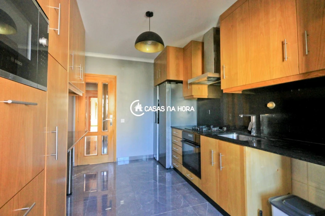 Apartamento T2 para Arrendamento em Santa Marinha e São Pedro da Afurada Foto 8