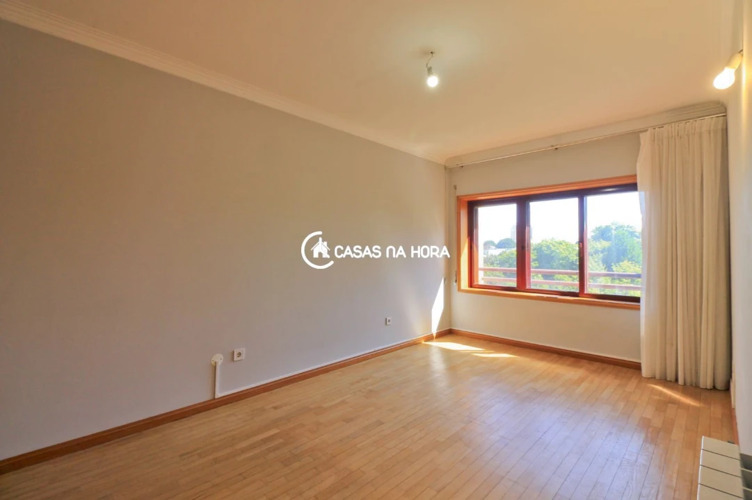 Apartamento T2 para Arrendamento em Santa Marinha e São Pedro da Afurada Foto 17