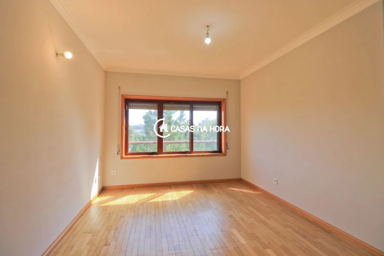 Apartamento T2 para Arrendamento em Santa Marinha e São Pedro da Afurada Foto 13