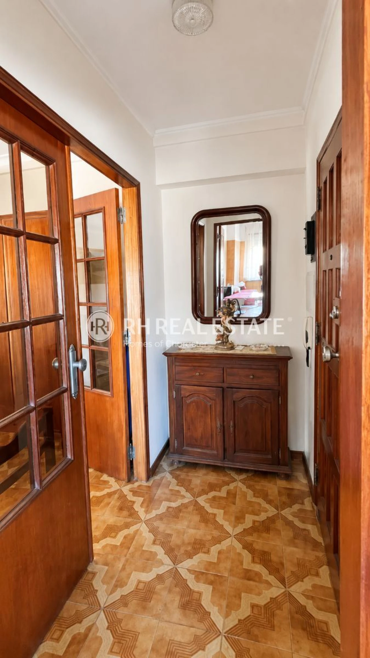 Apartamento T1 para Venda em Buarcos Foto 4