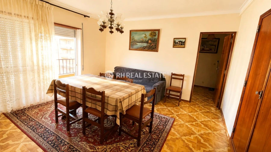 Apartamento T1 para Venda em Buarcos Foto 6