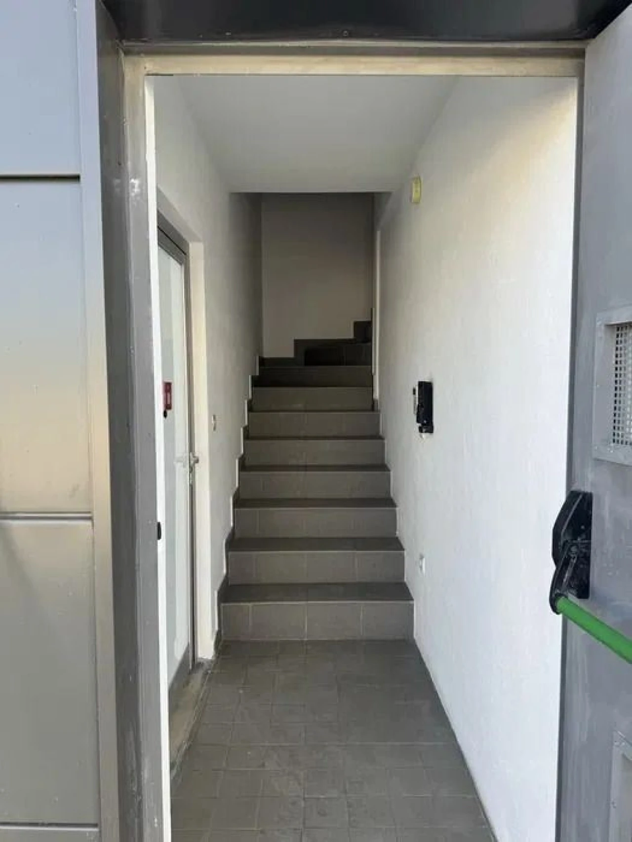 Armazém para Arrendamento em Bougado (São Martinho e Santiago) Foto 12