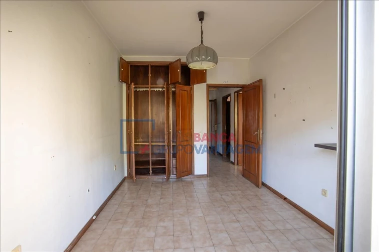 Apartamento T2 para Venda em Mafamude e Vilar do Paraíso Foto 11