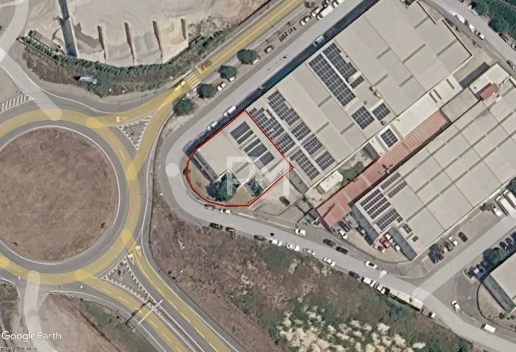 Armazém para Venda em Touguinha e Touguinhó Foto 1