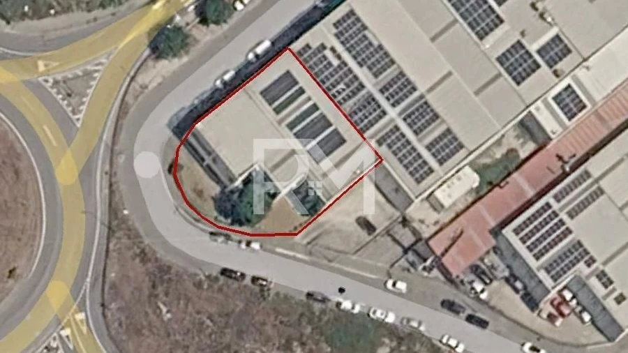 Armazém para Venda em Touguinha e Touguinhó