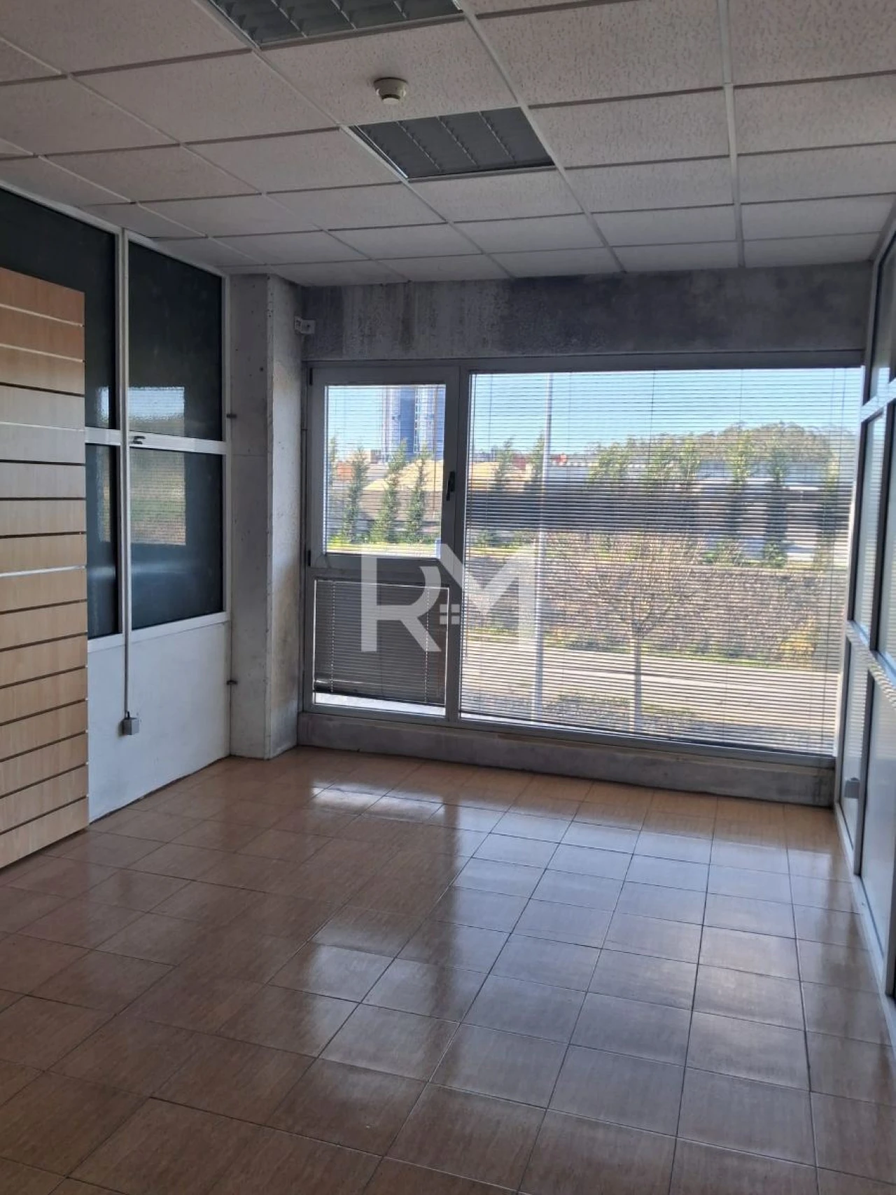 Armazém para Arrendamento em Touguinha e Touguinhó Foto 10