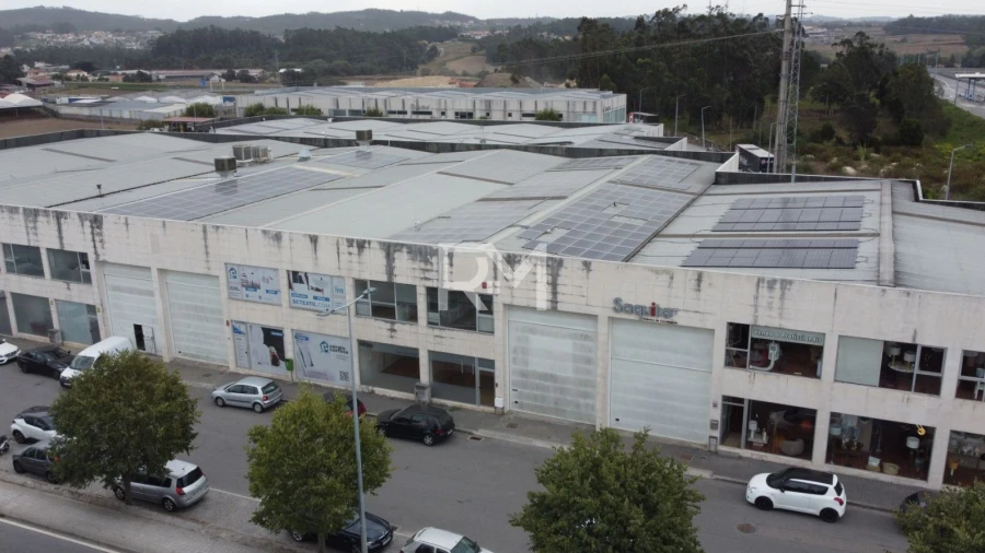 Armazém para Arrendamento em Touguinha e Touguinhó