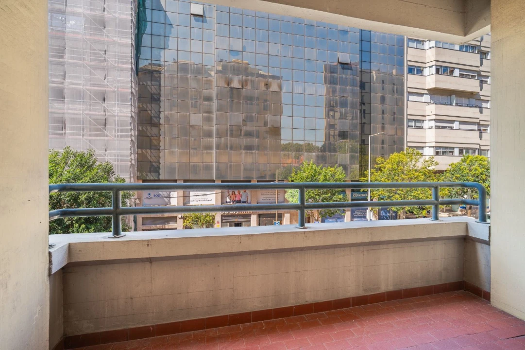 Apartamento T1 para Venda em Lordelo do Ouro e Massarelos Foto 5