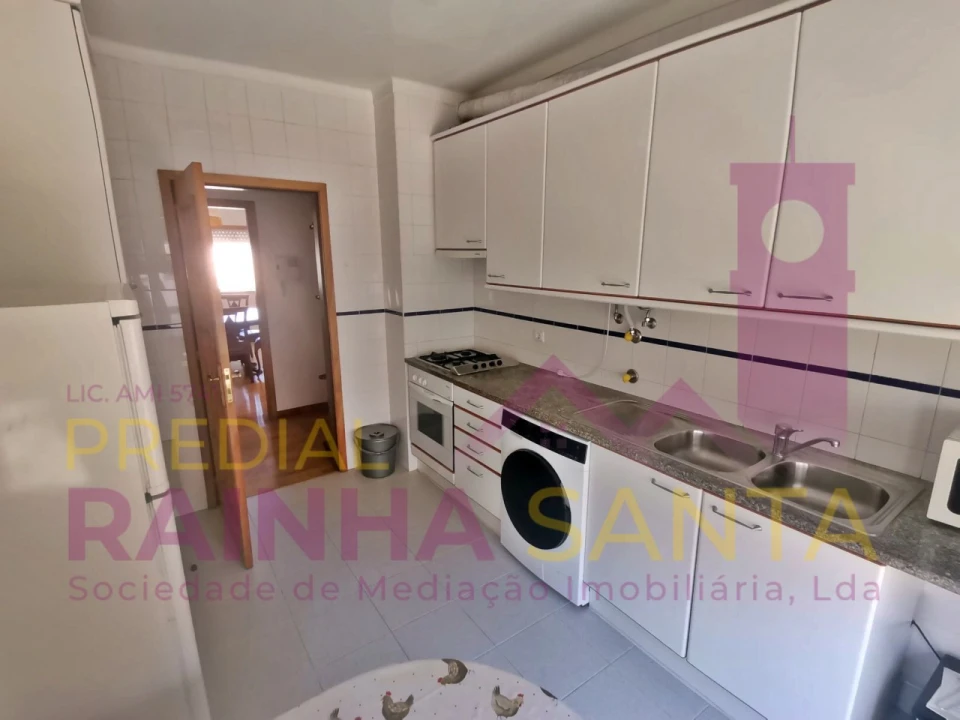 Apartamento T2 para Arrendamento em Santa Clara e Castelo Viegas Foto 5