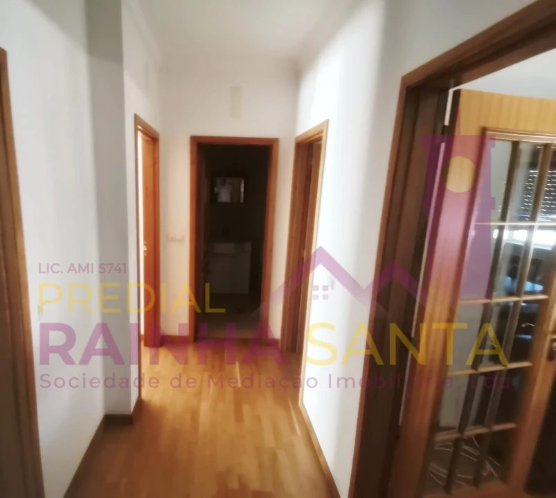 Apartamento T2 para Arrendamento em Santa Clara e Castelo Viegas Foto 6