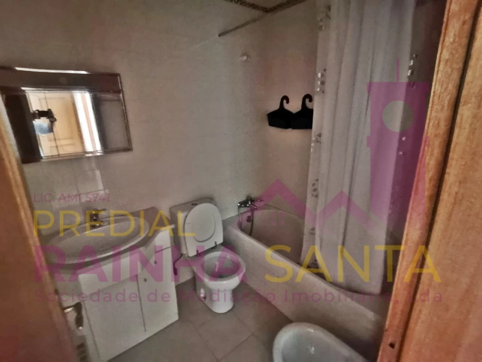 Apartamento T2 para Arrendamento em Santa Clara e Castelo Viegas Foto 11